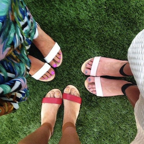 Τα ωραιότερα σανδάλια της σεζόν κάτω από 100 ευρώ